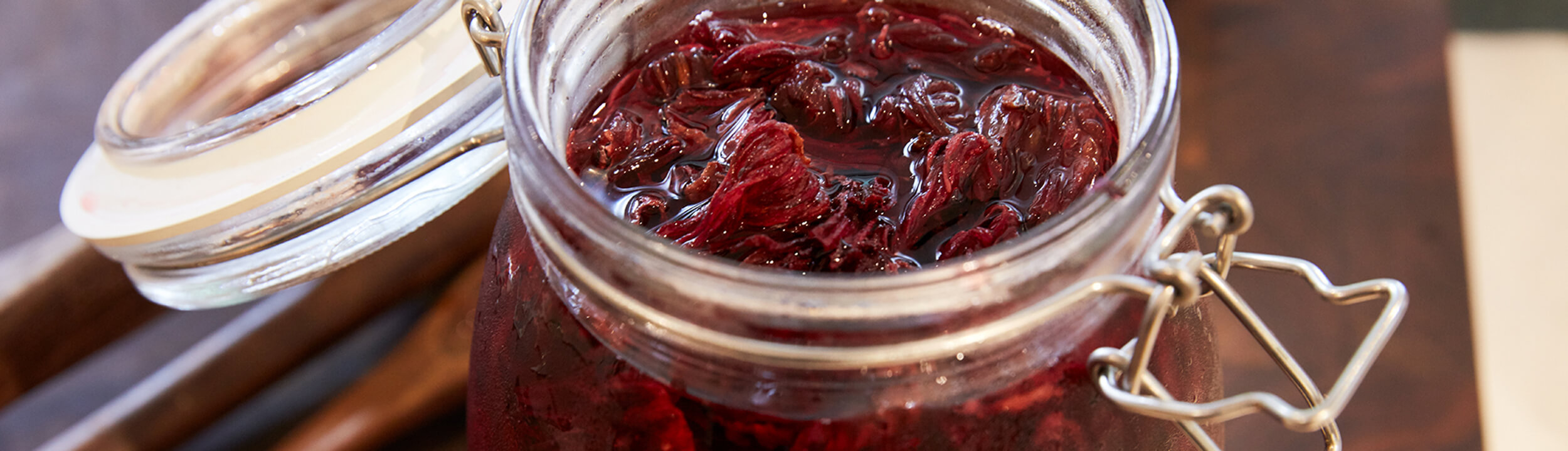 Thé à l'hibiscus par Dyan Solomon di Stasio Téléquébec